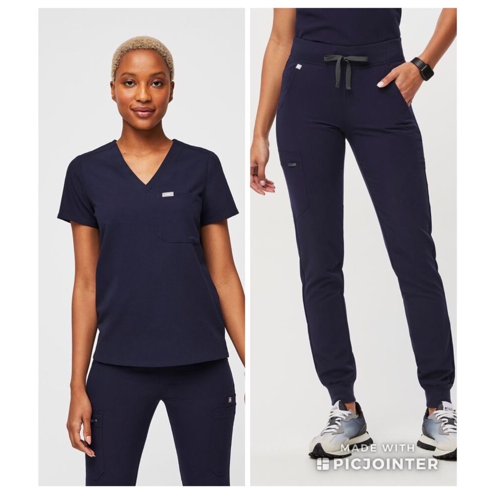 FIGS Women’s Navy Size M Catarina One-pocket top / Zamora Joggers